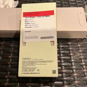 Google Pixel 10 - Mint Green (Like New)